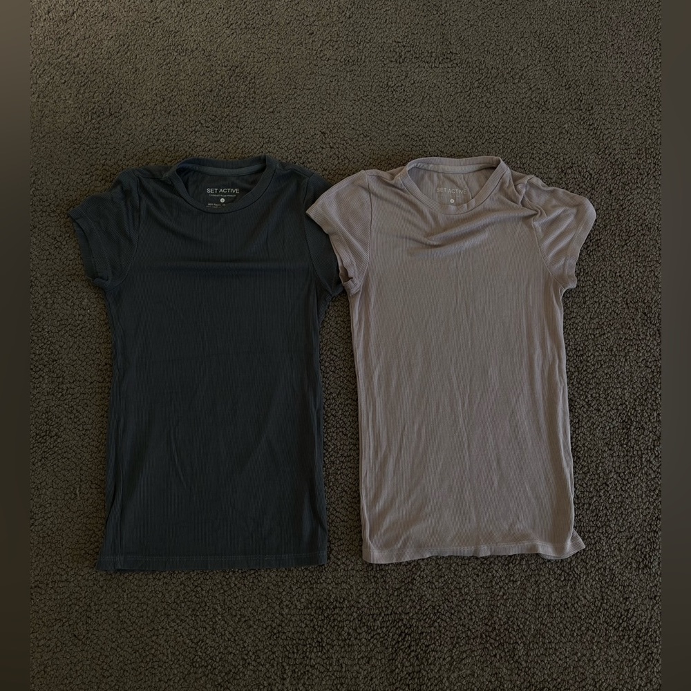 SET Active Short Sleeve Tees - Black and Gray